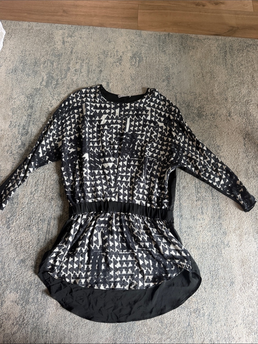 Black & White Patterned Elastic-Waist Women’s Dress